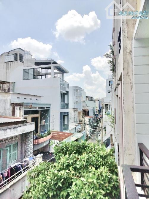 Bán nhà hẻm 4m, đường Ông Ích Khiêm, Q11, 8 tỷ, 3.9X12m - 1