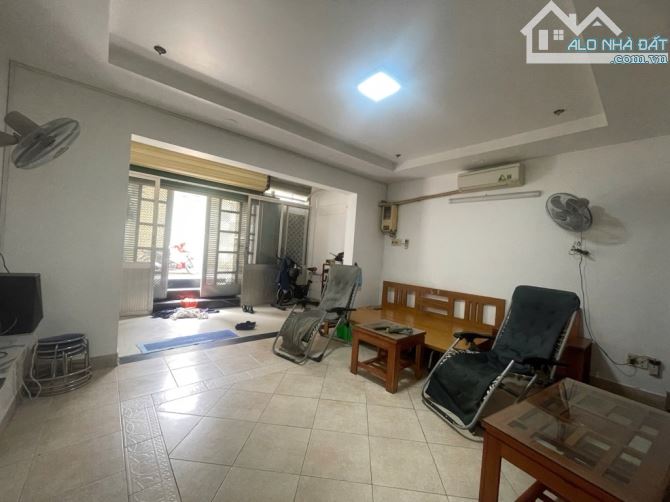 Nhà 2 tầng 1/ đường Tân Thới Hiệp 21, P. TTH, Q12, dt 81m2 (5mx17m) 💰5,5Tỷ - 1