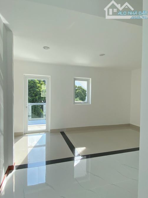 💥  Nhà 3 Tầng Mặt Tiền Kd Lý Thường Kiệt- Tp.Buôn Ma Thuột. 15,5 Tỷ - 1
