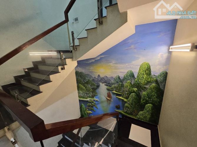 Đẹp như biệt thự, bán nhà Dương Xá Gia lâm, 100m*3 tầng - lô góc - ngõ nông- ô tô -7.x tỷ - 1