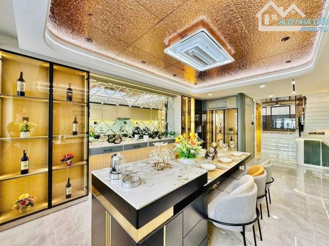 🏠 Phạm Văn Chiêu,Phường 13 Gò Vấp💎 Hẻm 1 trục 7m 💎4.2m x 21m. 5 Lầu Thang Máy💵15,8 Tỷ - 12