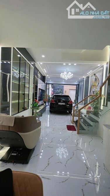 🏠Bán Nhà Hẻm Xe Hơi Quang Trung Phường 8💎4,5x13m 3 Lầu 4PN 6WC💵9,5 Tỷ - 12