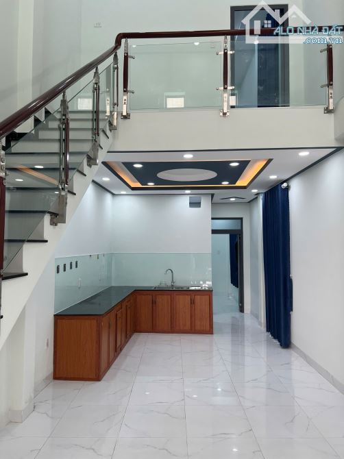 CHỐT NHANH TRONG TUẦN-NHÀ 1 TRỆT 1 LỬNG GÓC 2 MẶT TIỀM HẺM THÔNG,70.2M2,ĐÃ HOÀN CÔNG, SÂN - 15