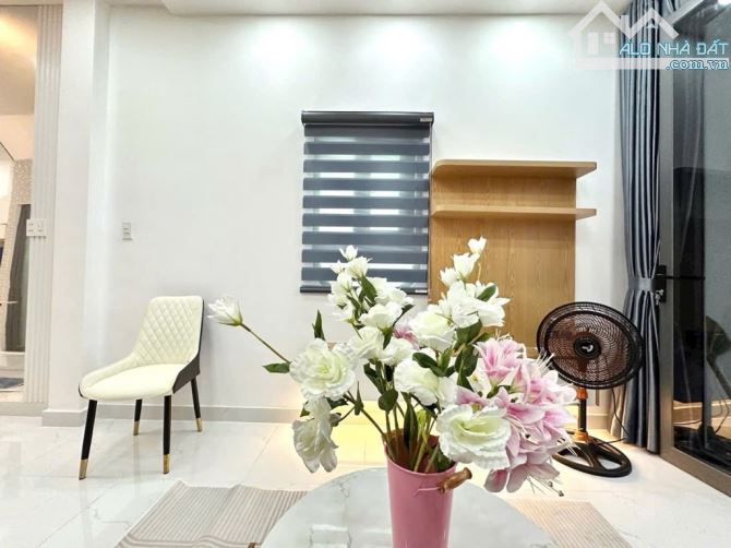 SIÊU PHẨM GÓC 3 MẶT TIỀN - NHÀ MỚI XÂY 3 TẦNG - NGUYỄN ĐÌNH CHIỂU, PHÚ NHUẬN - CHỈ 6.5 TỶ - 16
