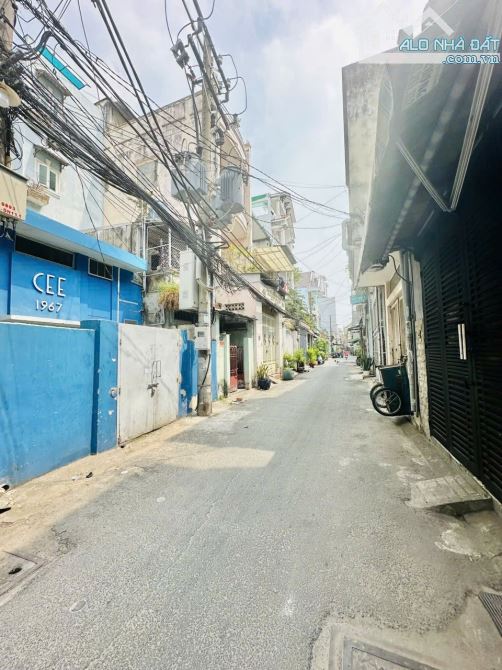 📌BÁN NHÀ TAI  LÝ THƯỜNG KIỆT - DT 78M² - GIÁ CHỈ 9,7 TỶ – NHÀ 4 TẦNG - 10 PN HXT - 1
