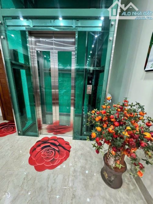 SIÊU PHẨM PHÂN LÔ 59 LÁNG HẠ ÔTÔ VÀO NHÀ CÓ THANG MÁY 6T 66M2 NỘI THẤT CAO CẤP Ở, CHO THUÊ - 2