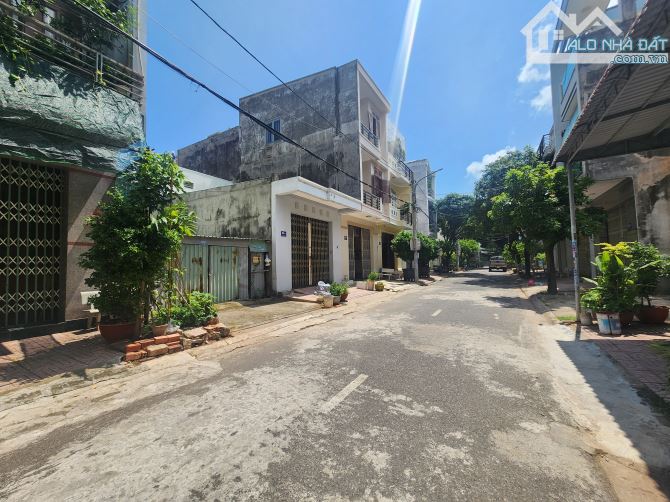 BÁN 4 LÔ ĐẤT ĐẤT ĐẸP - GIÁ TỐT - HẺM 8M CÓ VỈA HÈ - NGUYỄN HỮU CẢNH, VŨNG TÀU - 2
