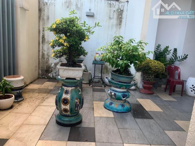 Nhà giáp Mặt Tiền Kha Vạn Cân, gần Đại Học Sư Phạm Kỹ Thuật Dt 150m2, Ngang 8m, Chỉ 8.7 tỷ - 2