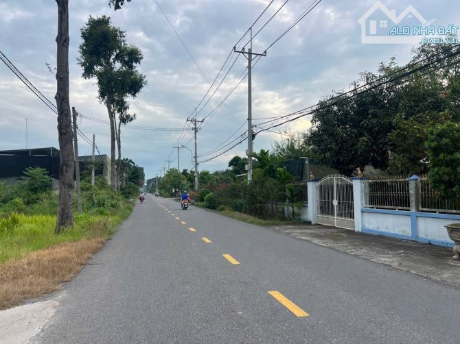 Cần bán đất mặt tiền nhựa 1/ Bùi Thị Điệt đường 492 10x23 120m thổ cư - 2