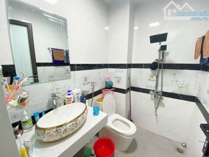 BÁN GẤP NHÀ- HÀ ĐÔNG🔥Ô TÔ🔥KD SẦM UẤT-VẠN PHÚC - 52m² x 6 tầng 💰 Giá chỉ: 13,9 tỷ - 2
