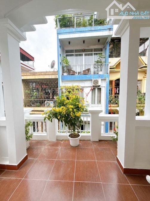 QUAN HOA CẦU GIÁY LÔ GÓC NGÕ THÔNG Ô TÔ 5 TẠ ĐỖ CỦA 47M-12 TỶ900 - 2