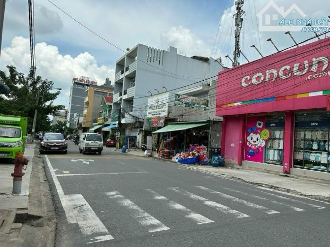 Bán miếng đất 100m2 (5x20m) - vuông vứt - đường oto - thông ra quốc lộ 13 - đường VP10 - 2