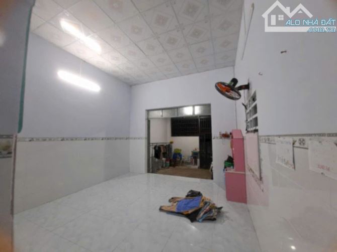 Chủ kẹt tiền cần bán căn nhà cấp 4 xã long tân nhà mới xây ngày khu dân cư trung tâm huyện - 2