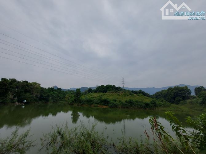 SIÊU PHẨM BÁN ĐẢO 5700m2, BÁM HỒ ĐẸP, MẶT TIỀN BÁM HỒ 100M, GIÁ RẺ NHẤT LƯƠNG SƠN - 2