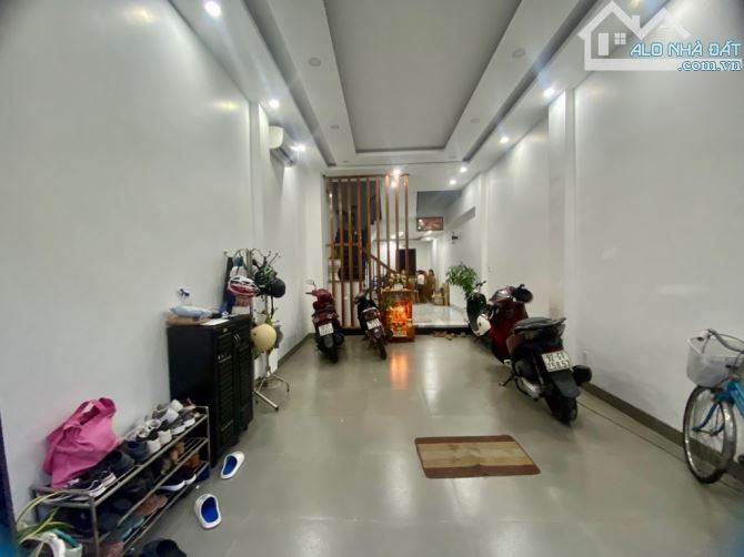 BÁN TÒA CĂN HỘ 5 TẦNG KIỆT Ô TÔ PHẠM CỰ LƯỢNG GẦN VÕ VĂN KIỆT-SƠN TRÀ-DÒNG TIỀN TỐT - 2