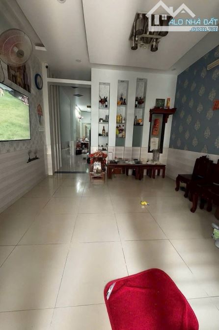 🏡 Bán nhà 3 tầng - Hẻm xe hơi tránh - Huỳnh Tấn Phát - Nhà Bè - 4x15 - Giá 5.8 tỷ - 2