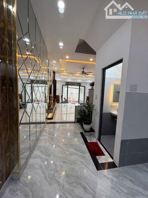 Nhà mới 4 tầng,5x14m,căn góc,4PN,Quận 7 Huỳnh Tấn Phát,7.x tỷ - 2