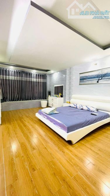 Bán Nhà HXH Đường Thích Quảng Đức, Phú Nhuận, DT 4.5 x 11m, 5 Tầng, Chỉ 11.3 Tỷ - 2