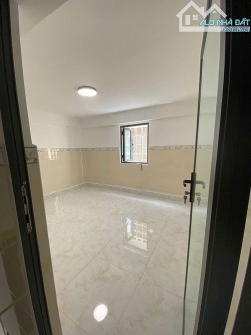 Nhà hẻm 8m 218/2a Trần Hưng Đạo Q5 4x20m 1L 17 triệu - 2