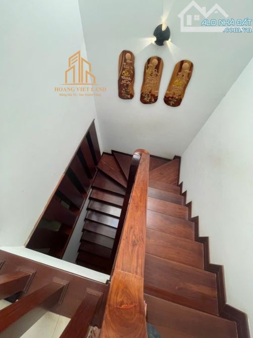 BÁN NHÀ MÊ LỬNG MẶT TIỀN ĐƯỜNG CAO ĐẠT - DT: 5x15m - H: ĐÔNG BẮC - Tc: 100% - 5,99 TỶ - 2