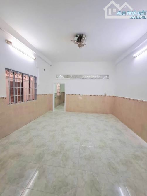 Gấp ! Cứu chủ Căn nhà 1 trệt 1 lầu ( 102m2 SHR ) ở Đ. Hà Văn Lao , Củ Chi giá chỉ 900tr - 2