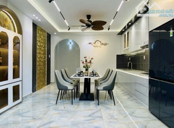BÁN NHÀ CÓ DÒNG TIỀN THUÊ 23TRIỆU NGAY NGUYỄN VĂN NGUYỄN,TÂN ĐỊNH, QUẬN 1. 4TỶ710 DT59,8M2 - 2