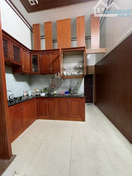 Bán nhà 2 mặt ngõ Lương Ngọc Quyến Hà Đông – 6 phòng khép kín, dòng tiền 18 tr/tháng - 2