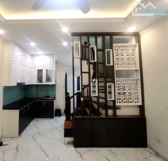 📣📣📣 52m×5 tầng mt5m sát ô tô ngay trung tâm thị trấn văn điển cần bán gấp - 2