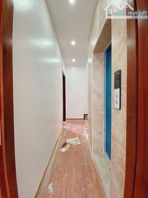 Trần Khát Chân 68m² – 5 Tầng Mới – Thang Máy – 2 Mặt Thoáng –  Giá 13 Tỷ - 2
