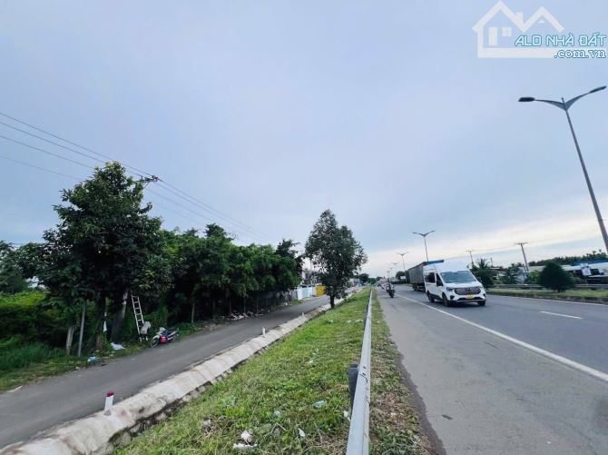 BÁN 5899m2 ĐẤT MẶT TIỀN QUỐC LỘ 1A GẦN KDC HỒNG LOAN , BẾN XE CẦN THƠ - 2
