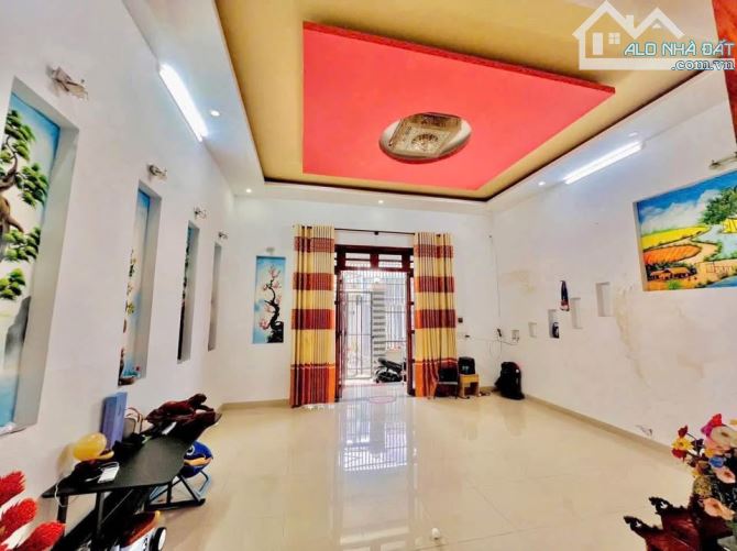 Gấp lắm rồi ! Đang cần tiền cần bán gấp căn nhà ở 1 / Trịnh Thị Miếng 92m2 SHR giá 975tr - 2