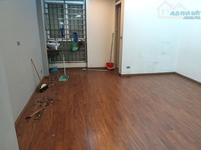 Bán nhà phân lô Cầu Diễn, 60m2 xây 6 tầng, 2 mặt tiền, thoáng đẹp - 2