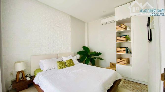 Tài Sản Sinh Lời ! Nhà CHDV HXH Phan Tây Hồ, P. Cầu Kiệu - 4X15m - 5 Tầng, thang máy - 2