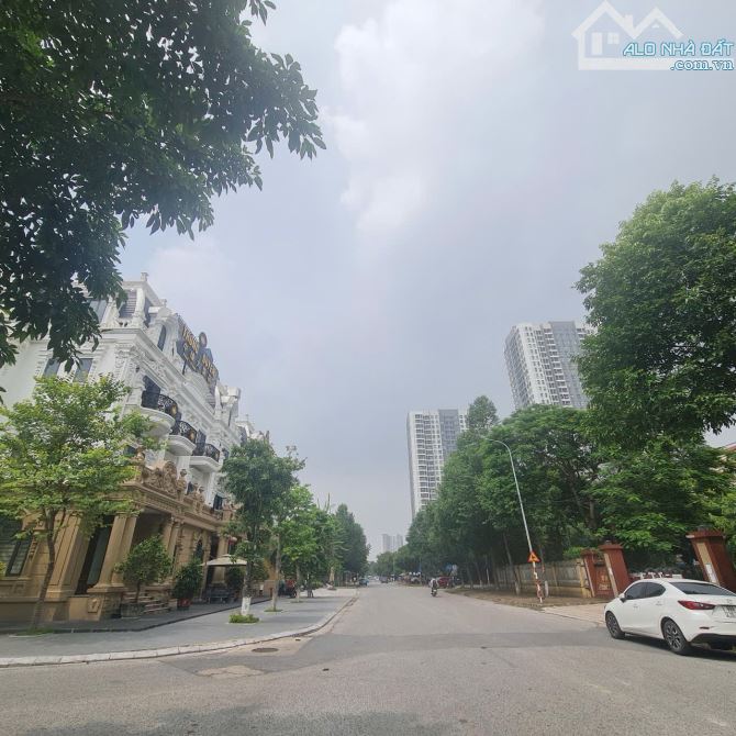 Cần bán nhanh nhà 3.5 tầng phó Lý Thái Tông ngay sau Vincom - 2