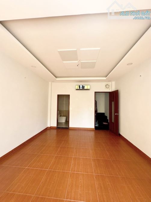 MẶT TIỀN KINH DOANH VIP-BÌNH TÂN GIÁP TÂN PHÚ-56M2-4 TẦNG ĐẸP-MỞ KD NGAY-CHỈ 5 TỶ++ - 2