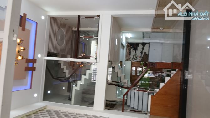 Hẻm 5m thông - Nguyễn Thị Búp - Sát Hiệp Thành city - 68m2 - 5 tầng - Giá 6,3 tỷ - 2