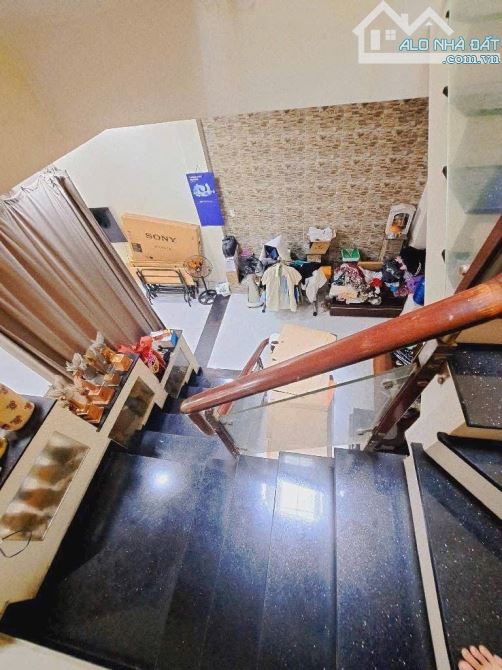 NHÀ ĐẸP DIỆN TÍCH LỚN 7X32 TÂN THỚI NHẤT 02 HẺM XE TẢI NGAY GẦN CHỢ PHAN VĂN HỚN - 2