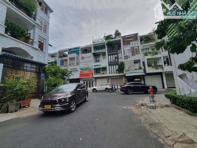 BÁN NHÀ MẶT TIỀN P5-Q10- VỊ TRÍ ĐẸP. DT:4,5X16m, KC: 5 TẦNG . GIÁ 23 TỶ TL - 2