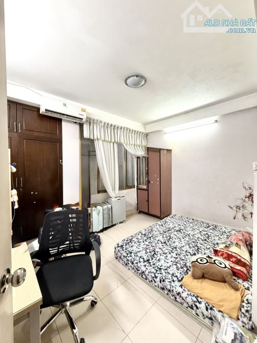 KHÔNG CÓ CĂN THỨ 2-TÂN PHÚ-HXH 6M-4 TẦNG-CẠNH GÒ DẦU-55M2-CHỈ 6.2 TỶ - 2