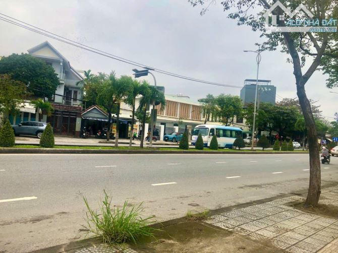GIẢM 5TỶ! BÁN ĐẤT 4 MẶT PHỐ 6200M² - 340,5 TỶ - MT NGUYỄN HỮU THỌ - Q. CẨM LỆ - 2