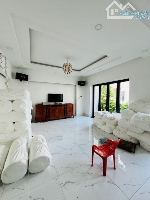 MẶT TIỀN HẺM KINH DOANH ĐƯỜNG THOẠI NGỌC HẦU - 215M2 - NGANG 8.4M - CHỦ HẠ SÂU 4 TỶ - 2
