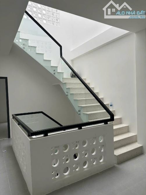 Bán nhà đẹp , Sơn Kỳ , gần AEON Tân Phú, 77m2, 3 tầng, giá 5,99 tỷ TL - 2