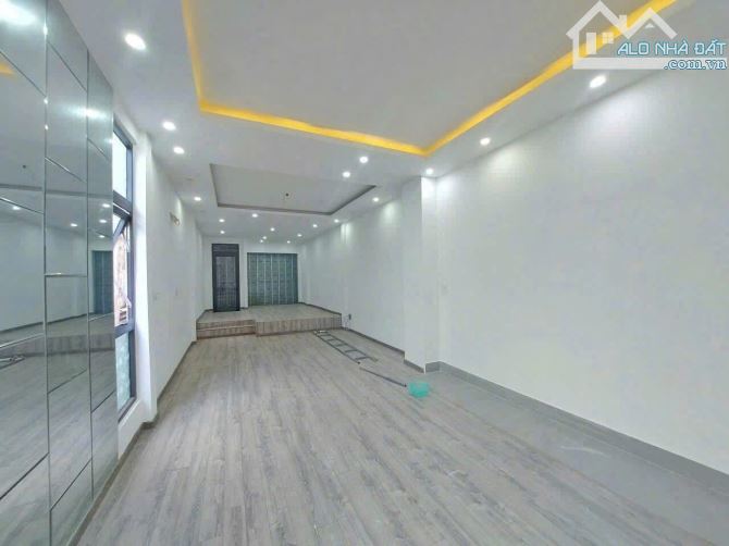 NHÀ 1 TRỆT 2 LẦU 17,5 TỶ MẶT TIỀN MẬU THÂN - CÁCH CHỢ XUÂN KHÁNH 100M,TP CẦN THƠ - 2