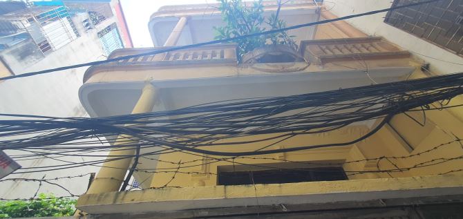 Bán 99m đất tặng nhà 3 tầng ngõ Hòa Bình 7 Minh Khai - HBT - MT 9.5m - 10m oto - 22 tỷ - 2