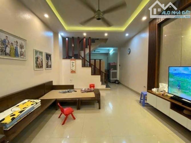 BÁN NHÀ PHÂN LÔ PHÚ THƯỢNG – 45M - 3 Tầng - Giá 8.2 Tỷ - 2