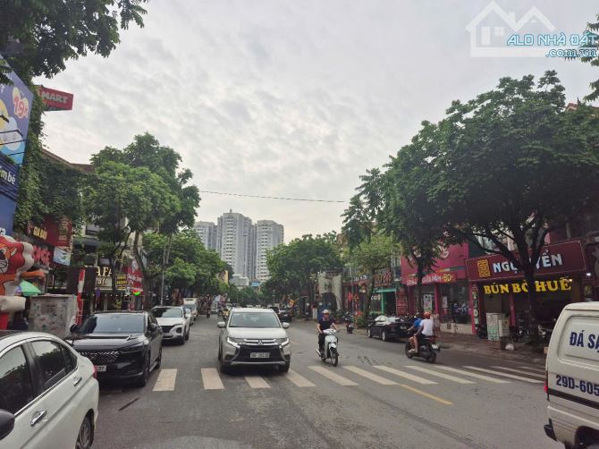 NGUYỄN VĂN LỘC MỖ LAO NHÀ HÀNG ĂN UỐNG KHU PHỐ ẨM THỰC KINH DOANH SẦM UẤT 110m 32 TỶ - 2
