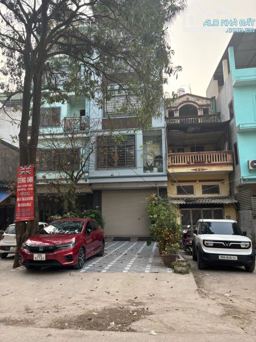 Bán Nhà Tân Mai , Ô Tô Tránh , Vỉa Hè Rộng , Kinh Doanh , Thang Máy , 60M2 , 15 Tỷ