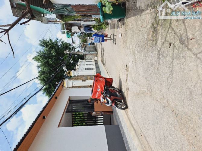 BÁN NHÀ TÂN THỚI NHẤT, VỊ TRÍ ĐẸP, QUẬN 12 HẺM XE TẢI, DT 54M2 (4×14), GIÁ SIÊU RẺ - 2