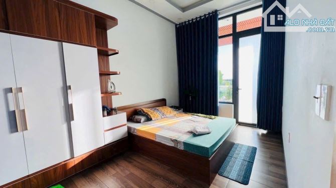 Nhà vườn đẹp hơn 2000m2 gần biển Hồ Tràm - 2