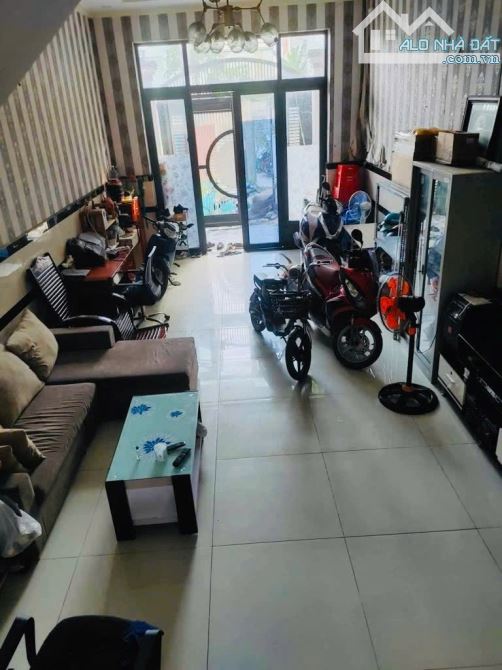 Biệt thự phố (4.5x17)x2 tầng,HXT tránh, v.lộc ngay Ngã 5 VL, p Bình Tân, SHR,chỉ 4.8tỷ TL - 2